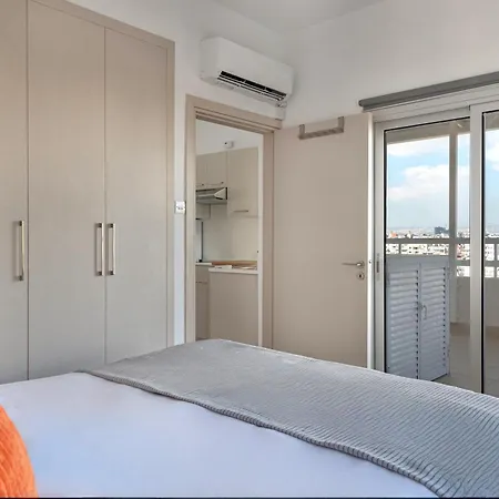 Phaedrus Living Harbour Heights Appartement *